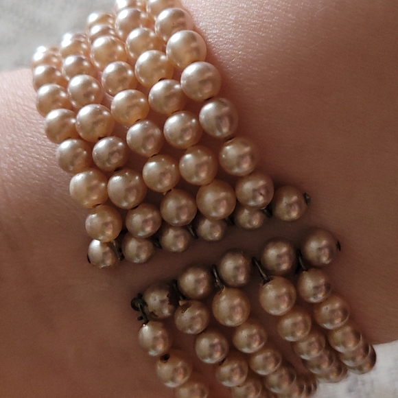 1950's Faux Pearl Glass Bead Bracelet - Picture 2 of 3